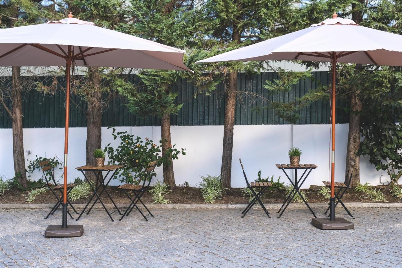 4U Lisbon Airport Suites Εξωτερικό φωτογραφία