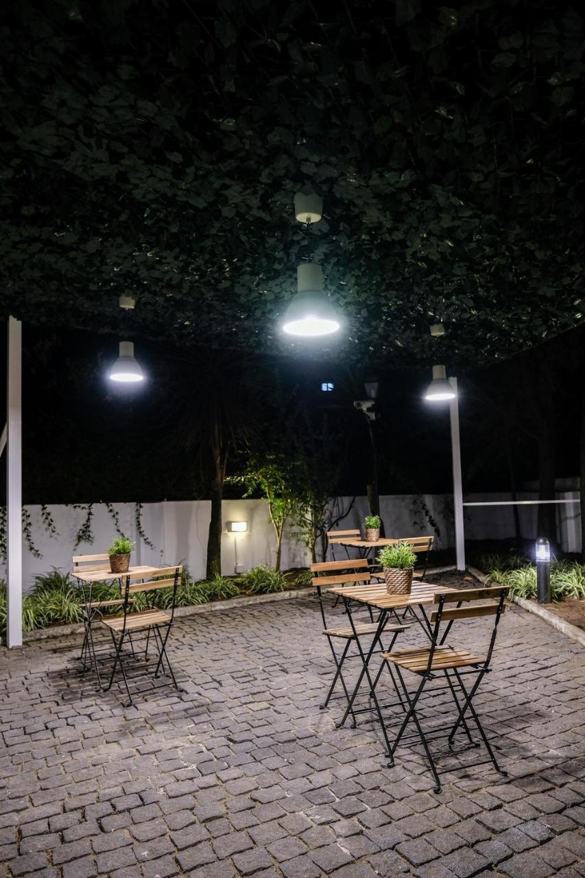 4U Lisbon Airport Suites Εξωτερικό φωτογραφία